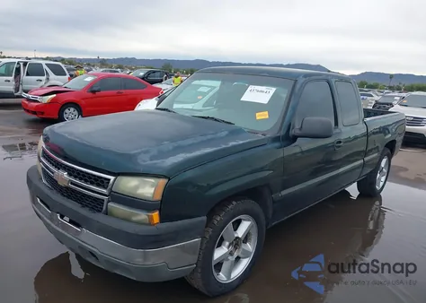 2007 Chevrolet Silverado 1500 Classic Work Truck z USA, uszkodzony, nr VIN 1GCEC19X37Z122215